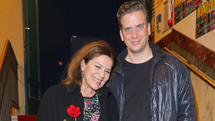 Waren nicht nur Mutter und Sohn, sondern auch Freunde: Hannelore Elsner und Dominik Elstner.