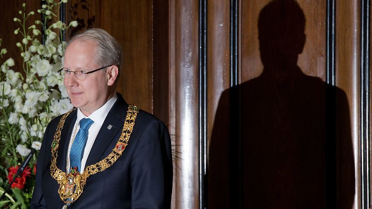 Hannovers Bürgermeister Schostok wird der Untreue bezichtigt.