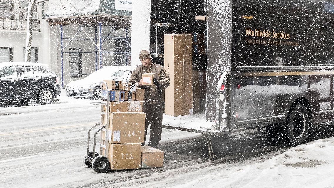 Der eisige US-Winter schlägt UPS aufs Geschäft.