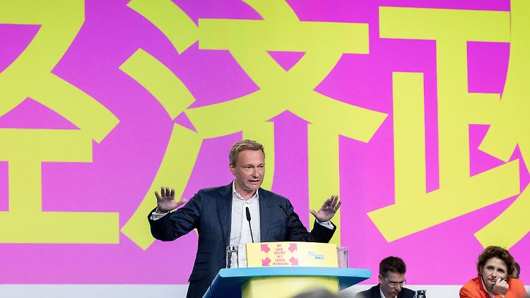 Christian Lindner auf dem FDP-Parteitag in Berlin.