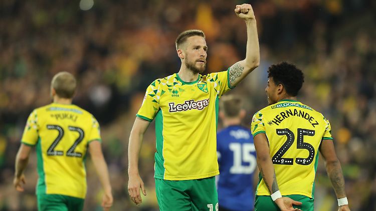 Marco Stiepermann wird wohl in der kommenden Saison in der Premier League spielen. Am Samstagabend spielt der ehemalige Bochumer mit Norwich City um den Aufstieg.