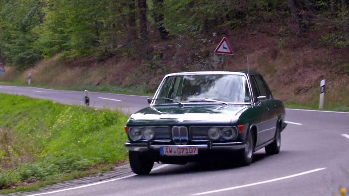 bmwE3.jpg