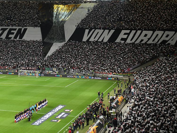 Eintracht Frankfurt empfängt den FC Chelsea im Europa-League-Halbfinal-Hinspiel: Die SGE kann auf ihren "12. Mann" bauen.