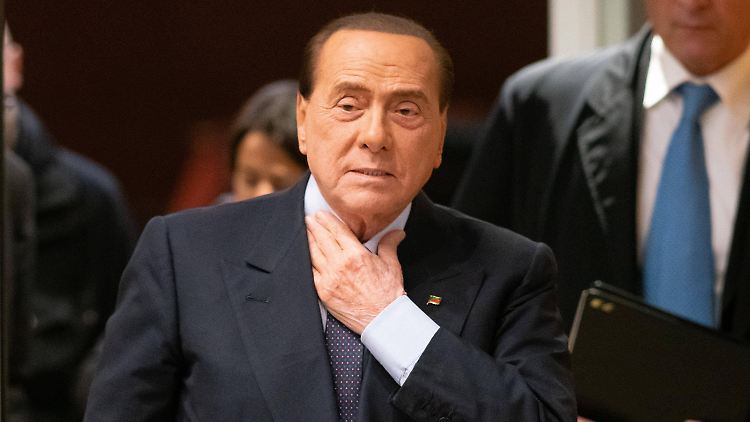 Für Berlusconi ist es nicht die erste gesundheitsbedingte Zwangspause.