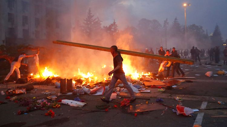 2. Mai 2014: Es brennt in Odessa. Die Ermittlungen zu den tödlichen Zusammenstößen verlaufen bis heute schleppend.