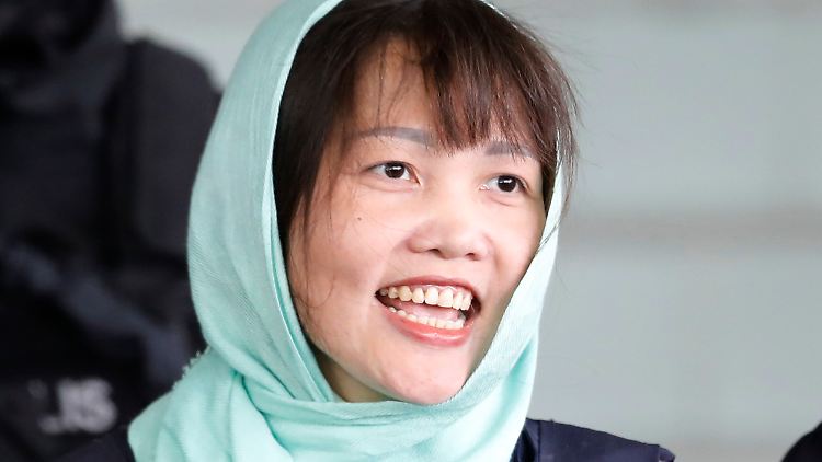 Die Begründung von Doan Thi Huong, sie glaubte mit der Ermordung Kims lediglich einen Scherz für eine versteckte Kamerashow auszuführen, war für die Richter offenbar glaubwürdig.