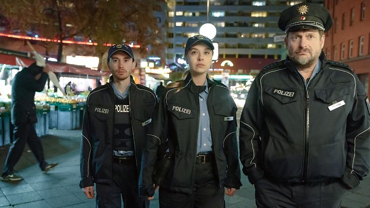 Müssen am Kotti auf Streife gehen: Tolja (Jonas Hämmerle) und seine Vorgesetzten