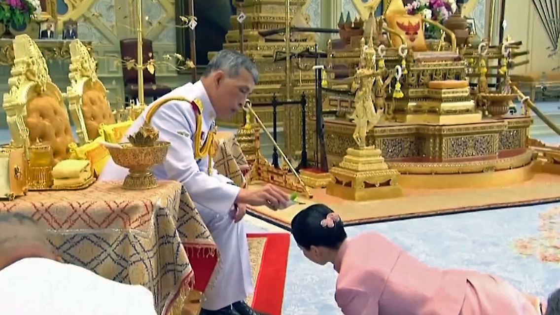 ThailandKönig.jpg