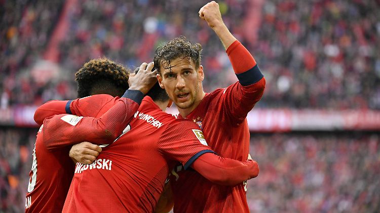 Hat hier jemand Pflichtsieg gesagt? Leon Goretzka, Torschütze für den FC Bayern.