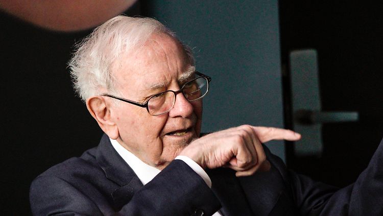 Harte Tage für BYD-Aktionäre. Hat sich Altmeister Warren Buffett ein neues Investment ausgeguckt? 