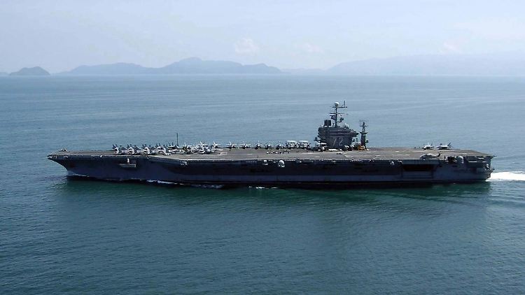 Der Flugzeugträger USS Abraham Lincoln wird in den Nahen Osten verlegt.