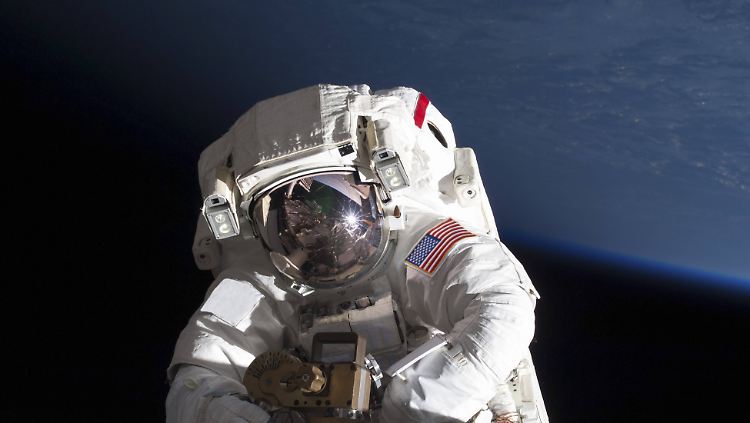 Auch Monate nach dem Aufenthalt im All zeigten sich noch immer Veränderung im Gehirn von Astronauten.
