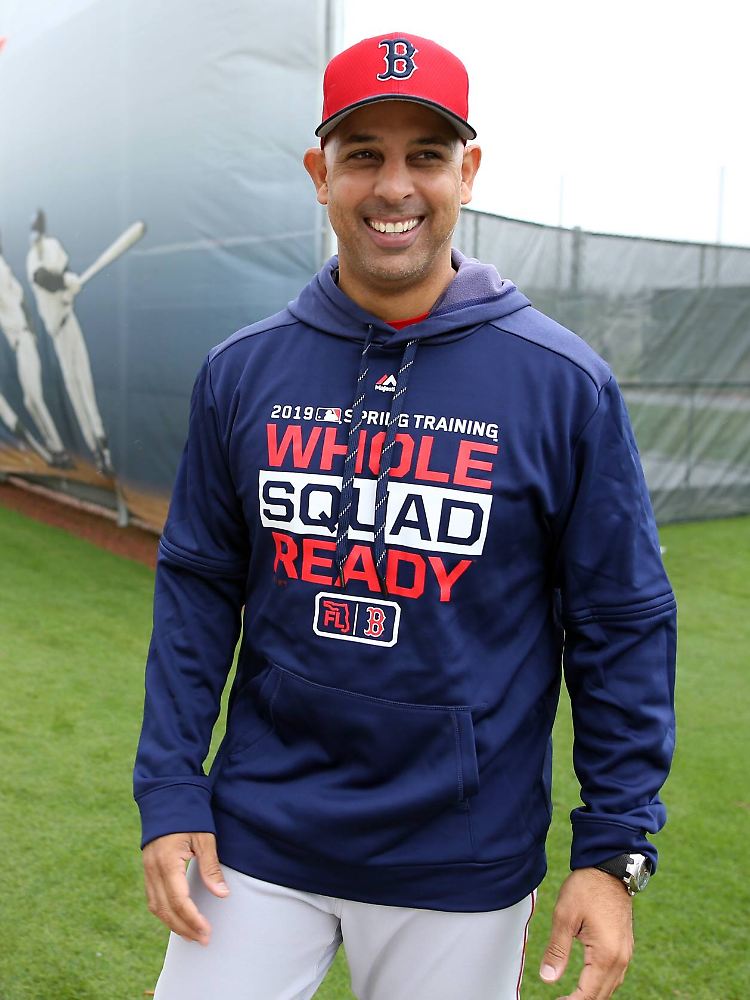Bostons Meistertrainer Alex Cora, 43 Jahre alt, verzichtet auf den Besuch im Weißen Haus.