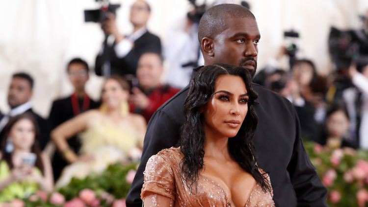 Kim und Kanye haben bereits drei Kinder: North, Saint und Chicago.