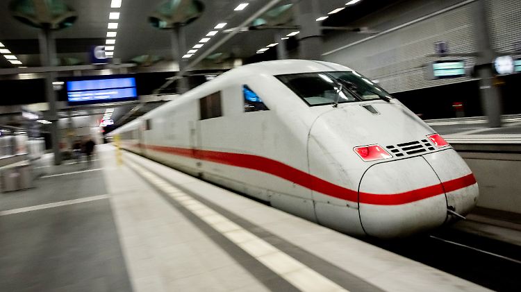 Von Berlin nach Hamburg soll künftig alle 30 Minuten ein Zug fahren.