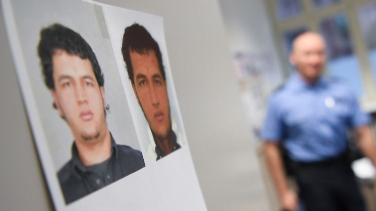 Mit einem Lastwagen tötete Anis Amri auf dem Breitscheidplatz in Berlin zwölf Menschen.
