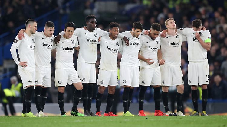 Die geschlagenen Europa-Helden der Eintracht.