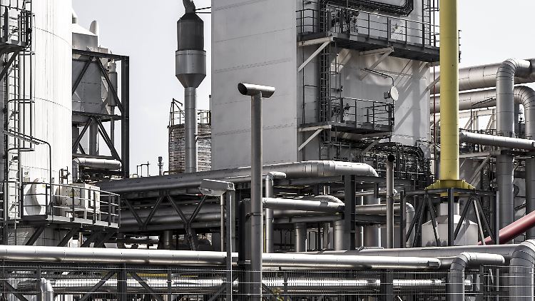 Für Linde zahlt sich die Fusion schneller aus als gedacht.