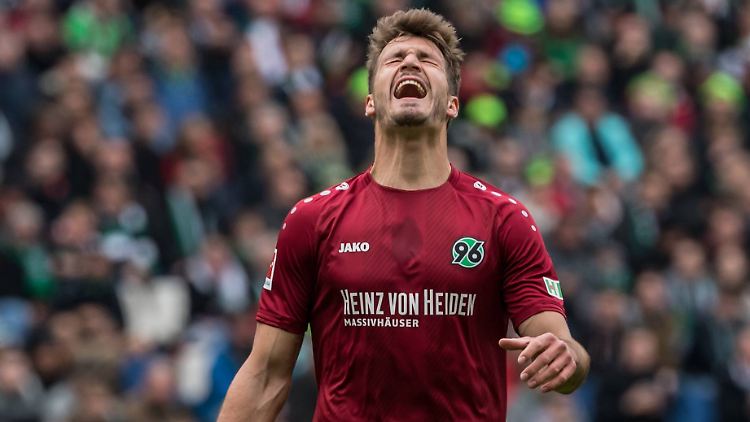 Torschütze und Absteiger: Stürmer Hendrik Weydandt muss mit Hannover 96 die 1. Bundesliga verlassen.