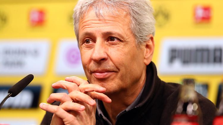"Das müssen wir ruhiger spielen", rügte Trainer Lucien Favre, "aber wir haben den Druck gespürt, unbedingt gewinnen zu müssen. Das können wir besser beherrschen."