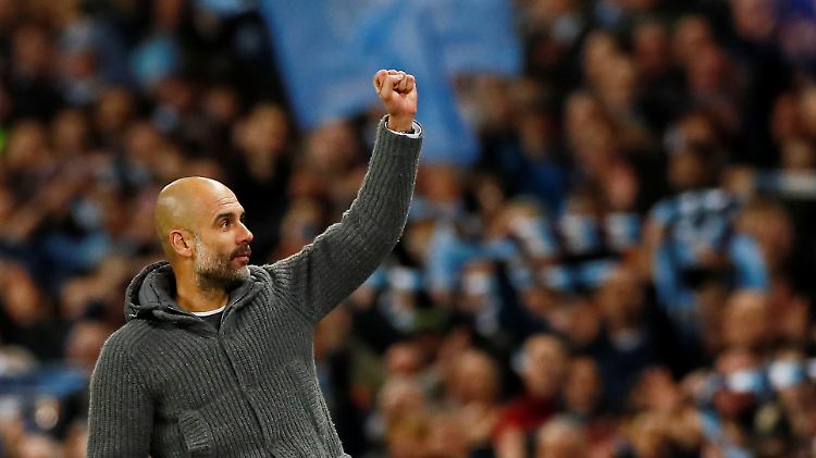 Champion nach einer Wahnsinns-Saison: Trainer Josep Guardiola und Manchester City.