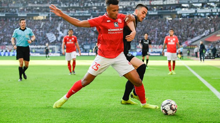 Der FSV Mainz 05 hat Frankfurt die zweite bittere Niederlage innerhalb von nur drei Tagen zugefügt.