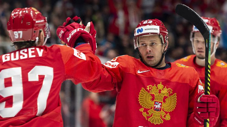 Russland feiert zweiten Sieg im zweiten WM-Spiel.