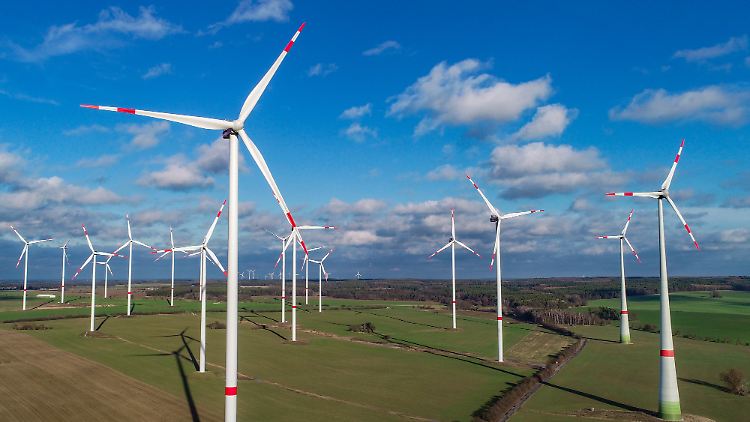 In Deutschland werden immer weniger Windräder an Land gebaut.