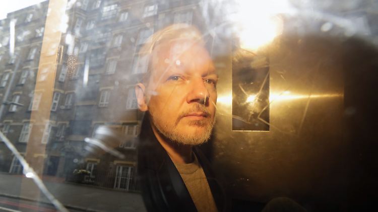 Julian Assange sitzt aktuell in einem Hochsicherheitsgefängnis in Großbritannien.
