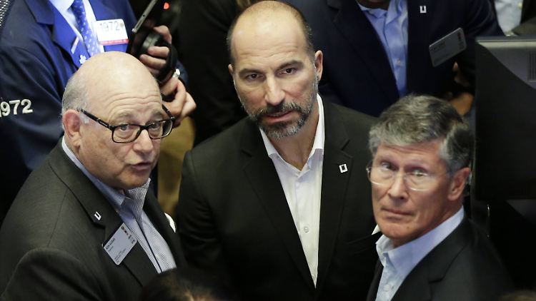 Bange Blicke an der Wall Street: Der Dow Jones schloss auf einem Viermonats-Tief.
