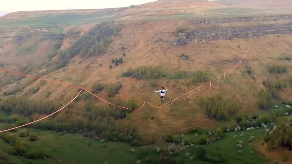 Slackline.JPG