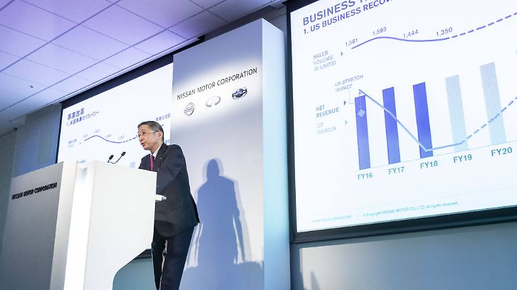 Nissan-CEO Hiroto Saikawa  bei der Bilanzvorlage.