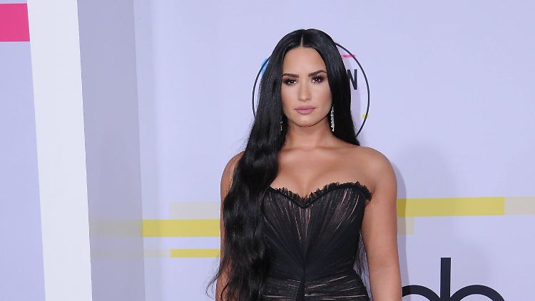 Dank der Unterstützung ihrer besten Freunde ist Demi Lovato auf einem guten Weg.