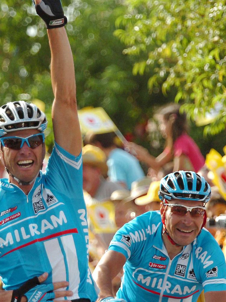 2007 fuhr Petacchi gemeinsam mit Erik Zabel für das deutsche Team Milram. Zabel hatte gestanden, selbst jahrelang gedopt zu haben.
