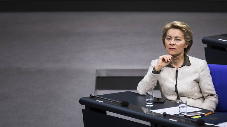 Verteidigungsministerin Ursula von der Leyen am Donnerstag im Bundestag.