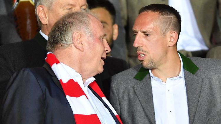 Uli Hoeneß und Franck Ribéry haben in den gemeinsamen Jahren in München eine sehr besondere Beziehung aufgebaut.