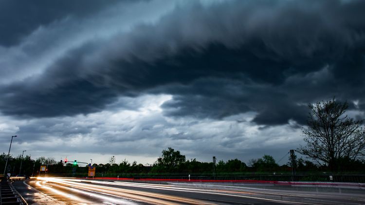 Starke Gewitter könnten Deutschland diese Woche auf Trab halten.