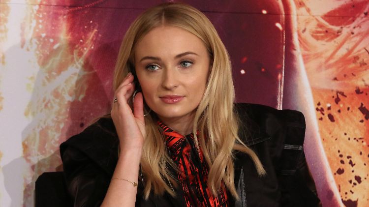 Sophie Turner hielt streng Diät - bis ihre Gesundheit Schaden nahm.