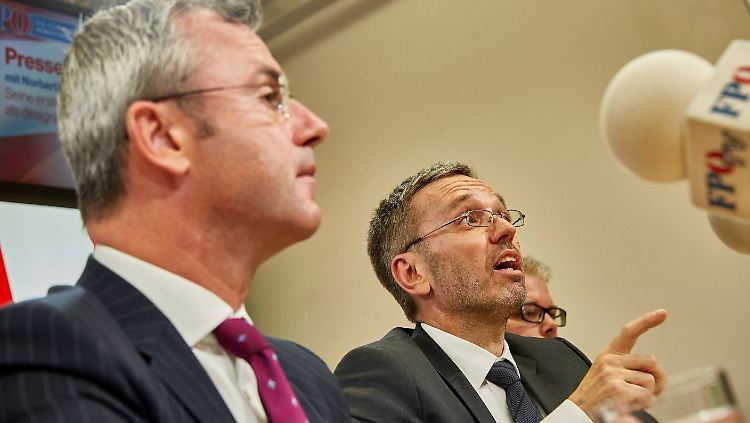 Einer gibt sich verantwortungsbewusst, der andere greift an: Norbert Hofer (links) und Herbert Kickl.