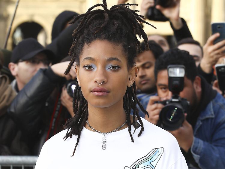 Willow Smith spricht mit ihrer Mutter Jada Pinkett Smith offen über Pornos.