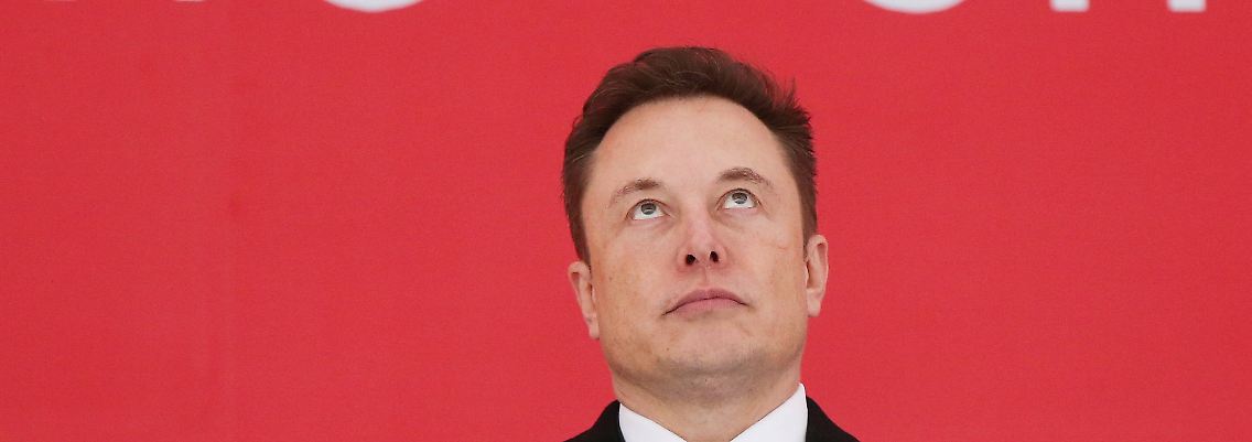 Tesla-Chef Elon Musk soll zuletzt gewarnt haben, dass die Barmittel des Unternehmens nur noch für zehn Monate ausreichen.