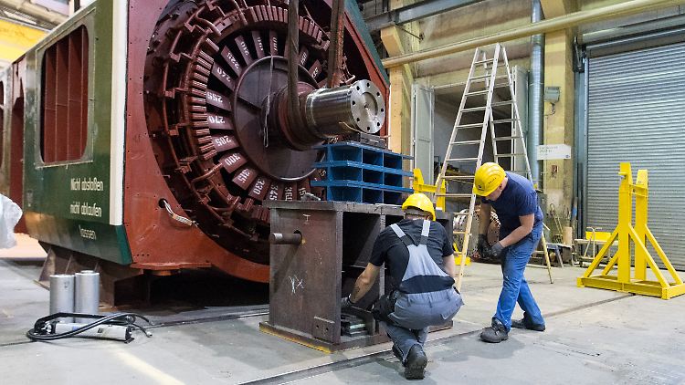 Wichtiges Standbein der deutschen Wirtschaft: Vom Exporterfolg der Elektroindustrie hängen direkt oder indirekt fast 870.000 Arbeitsplätze ab.