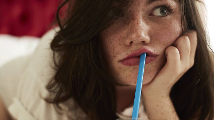 Game over für den Trinkhalm aus Plastik: Ab dem kommenden Jahr müssen sich die Briten für ihren Milkshake eine Alternative suchen.