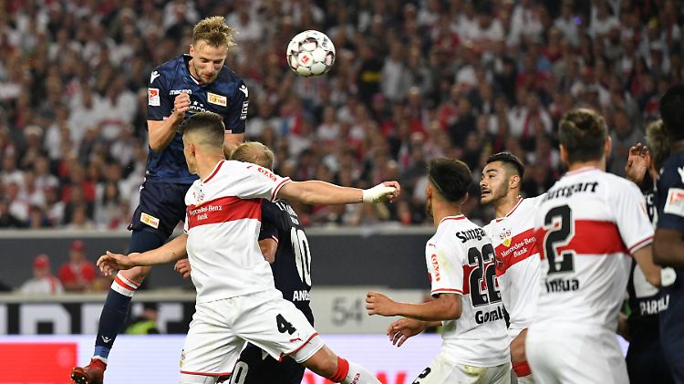 Das Tor, das den VfB Stuttgart schockte: Berlins Marvin Friedrich trifft zum 2:2.