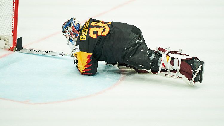 Der Halbfinal-Traum von Philipp Grubauer und seinem DEB-Team ist gegen eiskalte Tschechen geplatzt.
