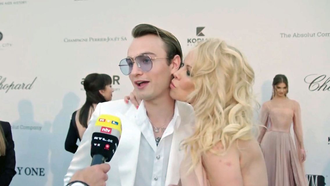 PamelaAndersonAmfaGala.jpg