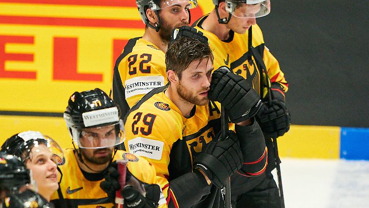 die deutschen Nationalspieler um Superstar Leon Draisaitl hadern mit dem Viertelfinal-Aus gegen Tschechein.