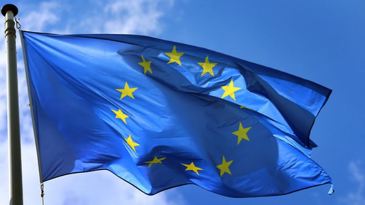 Insgesamt können in den 28 EU-Staaten bis zum Sonntag mehr als 400 Millionen Wahlberechtigte mitentscheiden.