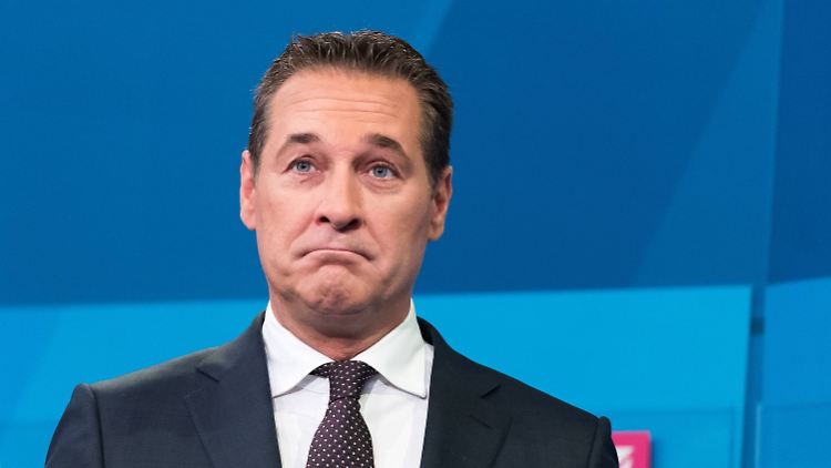 Schon 2015 sollten belastende Videos, Bilder und Chatverläufe von Hans-Christian Strache in Umlauf gebracht werden. Was dort zu sehen war, ist aber unklar.