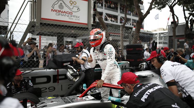 Lewis Hamilton jubelt, aber Sebastian Vettel darf sich auch als Gewinner des Monaco-Grand-Prix fühlen. Der viermalige Weltmeister schaffte mit Platz zwei sein bestes Saisonergebnis.